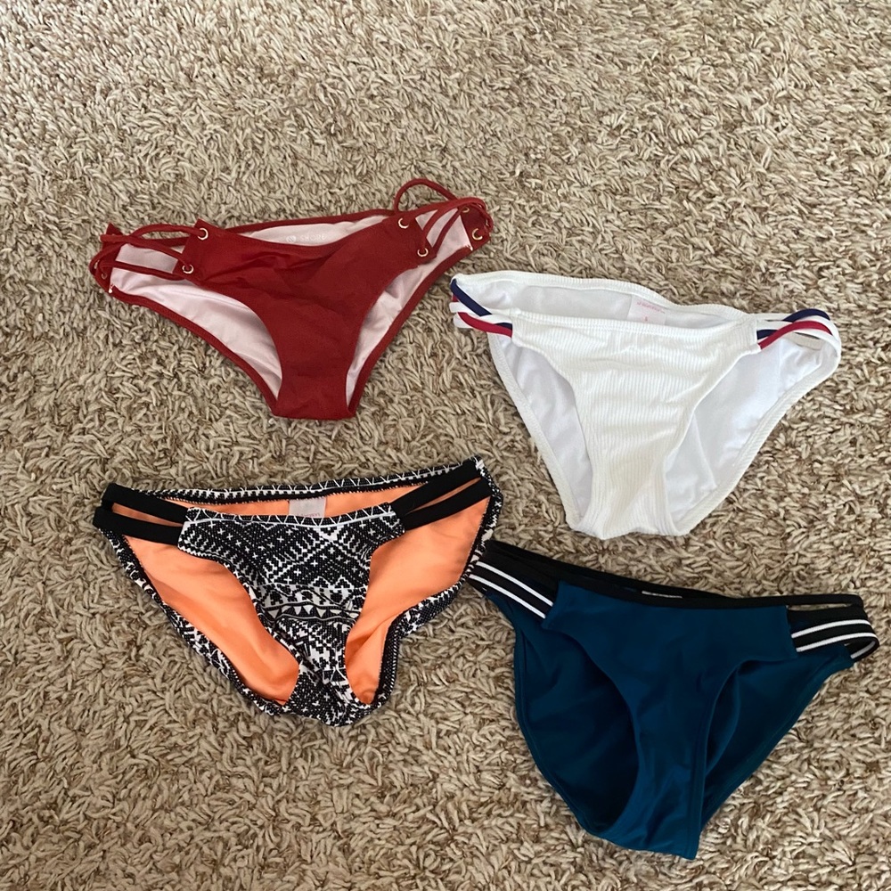 Bikini bottoms